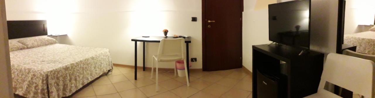Fontanarossa Airport Home Catania Bagian luar foto