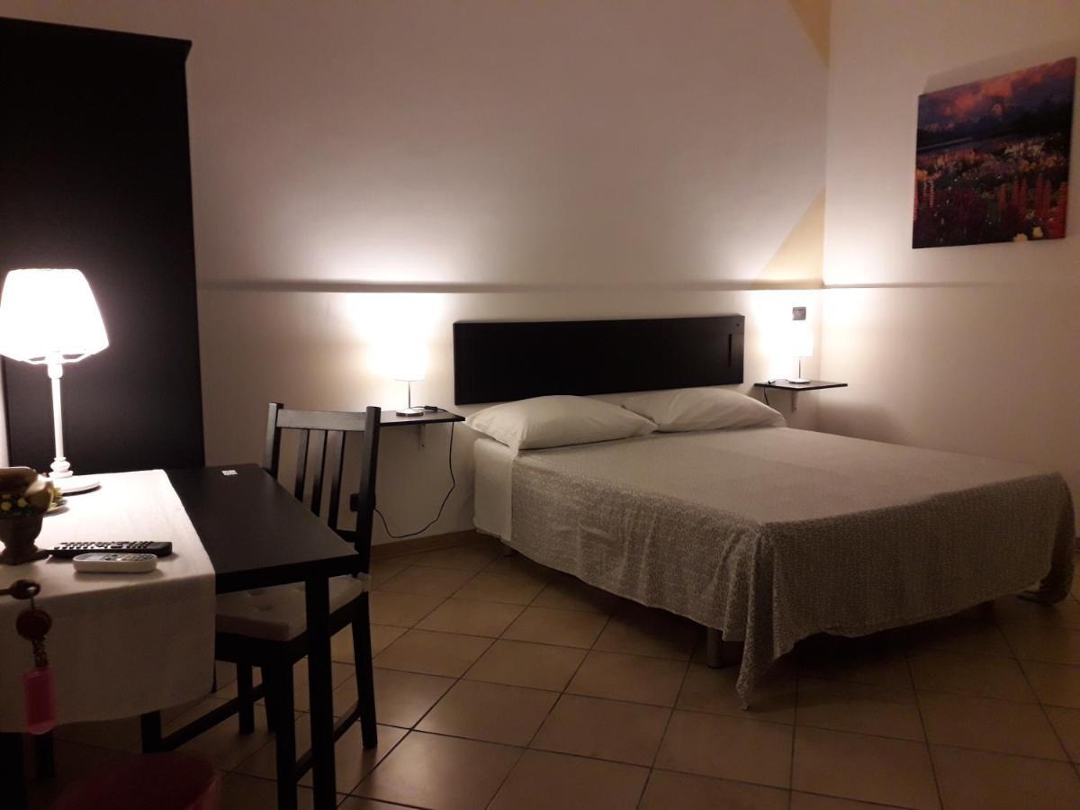 Fontanarossa Airport Home Catania Bagian luar foto
